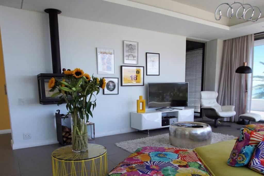 The Baules Camps Bay, Spectacular Luxury Villa *