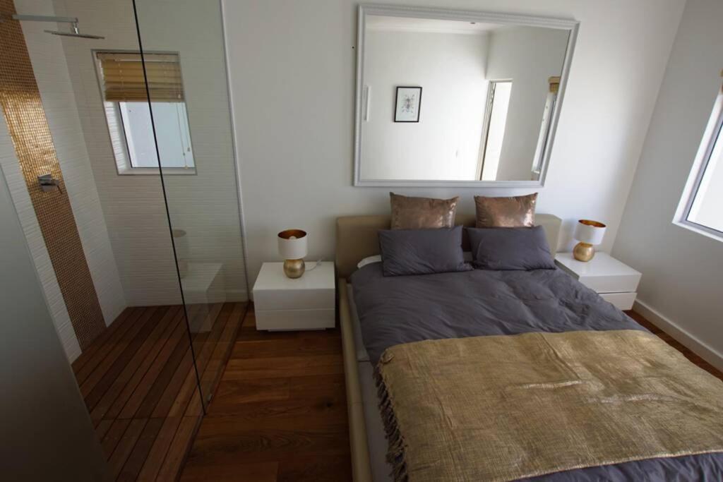 The Baules Camps Bay, Spectacular Luxury Villa *